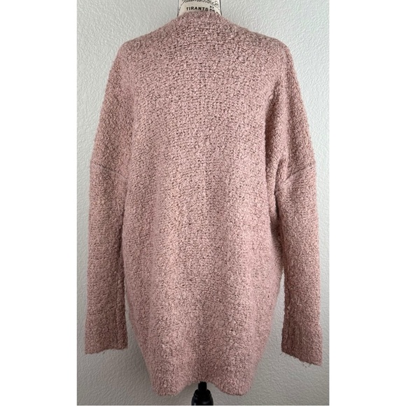 Free People Pink Boucle Fuzzy Chunky Knit Oversized V-Neck Cardigan, size XS - Picture 10 of 14